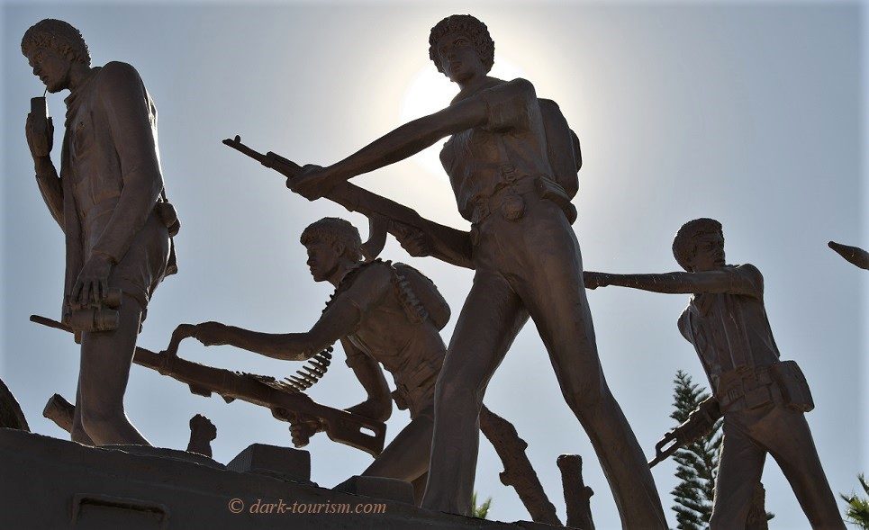 11-11-2020 - ready for battle - sculpture group at the Tigrayan Martyrs Monument