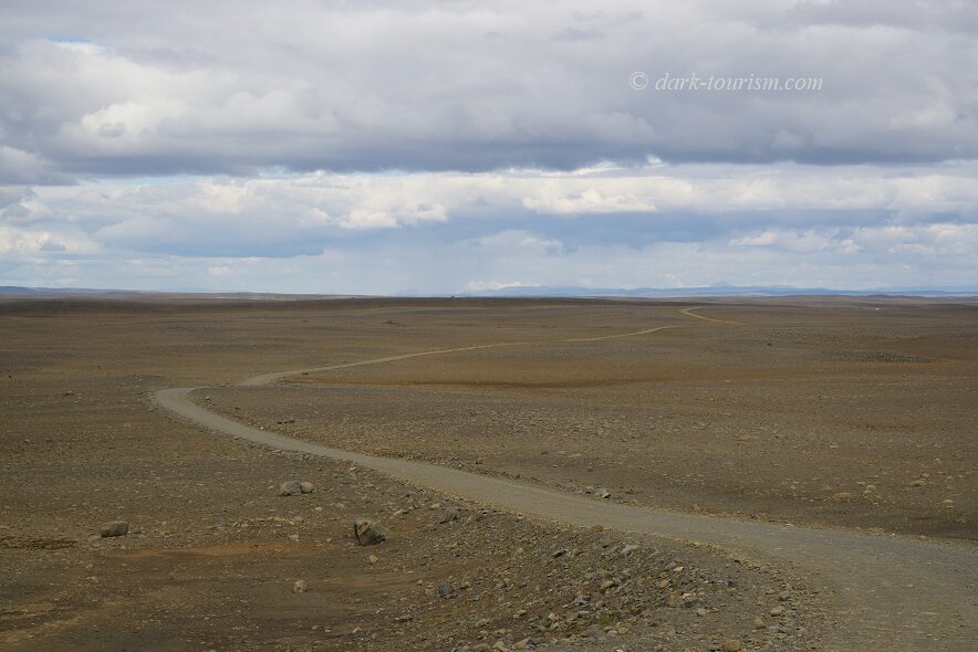 Iceland 16 - the uninhabited moonscape of the interior highlands on the Kjölur Route